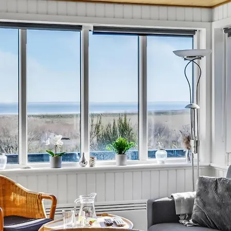 2 Bedroom Beautiful In