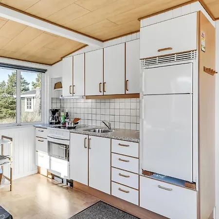 2 Bedroom Beautiful In *