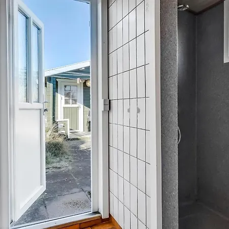 2 Bedroom Beautiful In