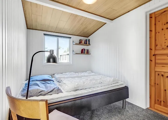 Ferienhaus 2 Bedroom Beautiful In Romo