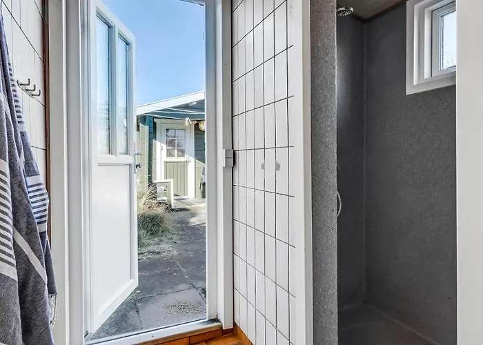 2 Bedroom Beautiful In