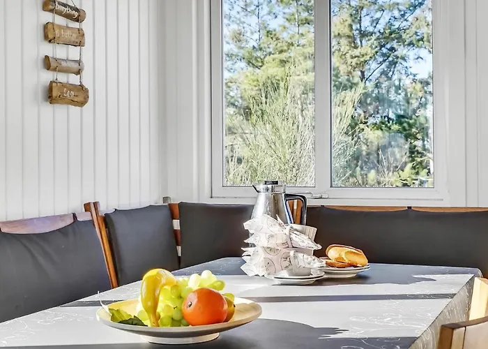 2 Bedroom Beautiful In *